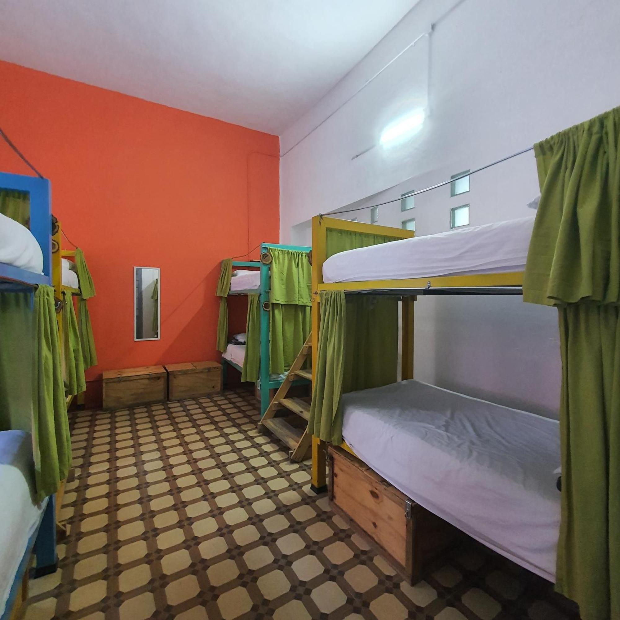 Sukha Hostel San Luis Сан-Луїс-Потосі Номер фото